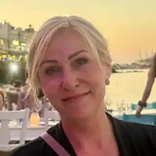 comment.user?.profileImg