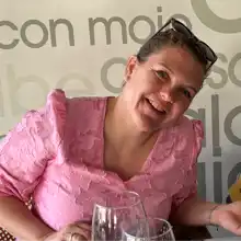 comment.user?.profileImg