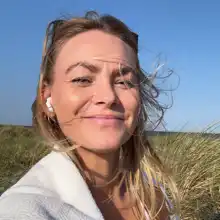 comment.user?.profileImg