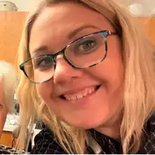 comment.user?.profileImg