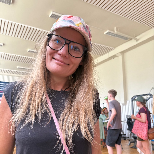 comment.user?.profileImg