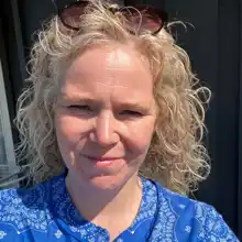 comment.user?.profileImg