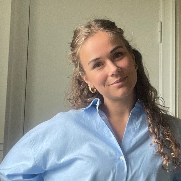 comment.user?.profileImg