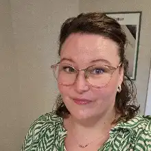 comment.user?.profileImg