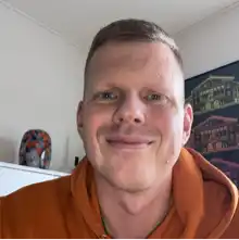 comment.user?.profileImg