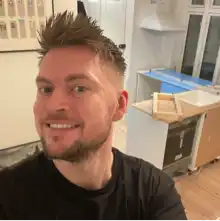 comment.user?.profileImg