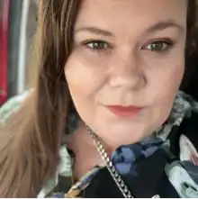 comment.user?.profileImg