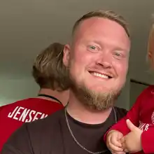 comment.user?.profileImg