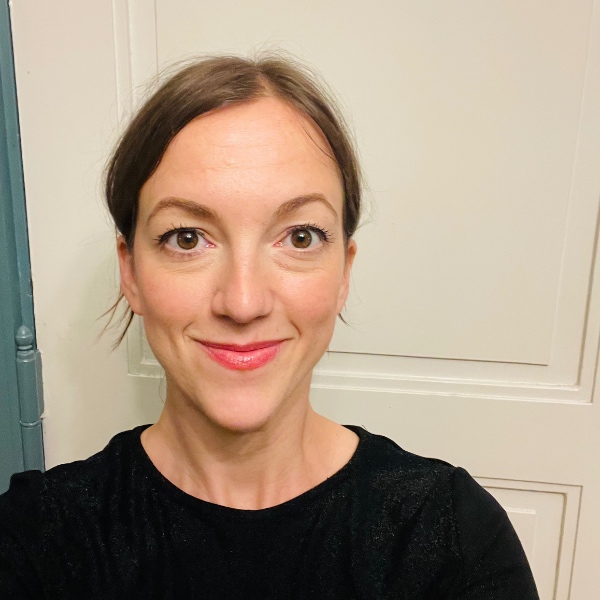 comment.user?.profileImg