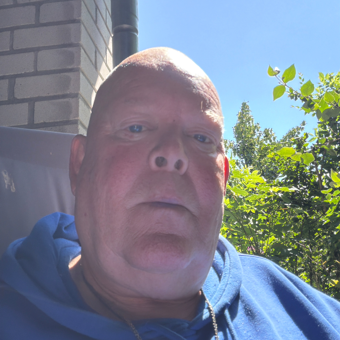 comment.user?.profileImg