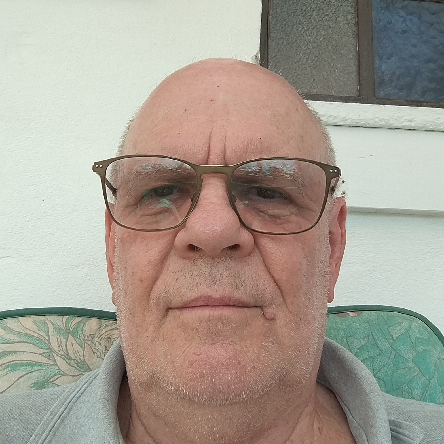 comment.user?.profileImg