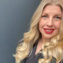 comment.user?.profileImg