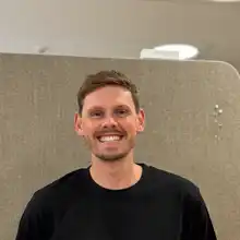 comment.user?.profileImg