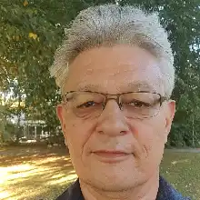 comment.user?.profileImg