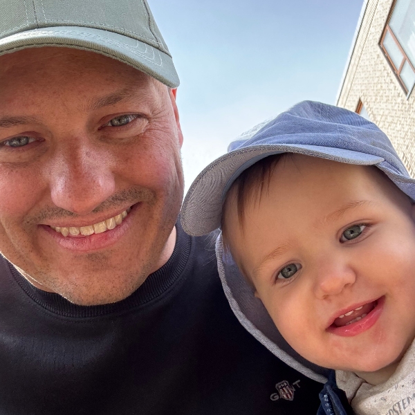 comment.user?.profileImg