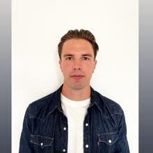 comment.user?.profileImg