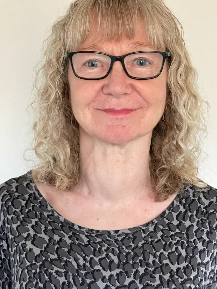 comment.user?.profileImg