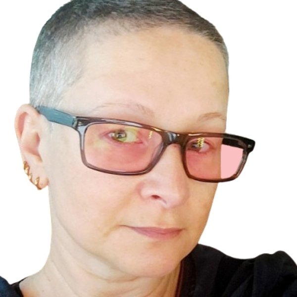 comment.user?.profileImg