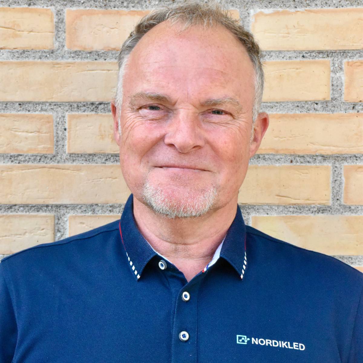 comment.user?.profileImg