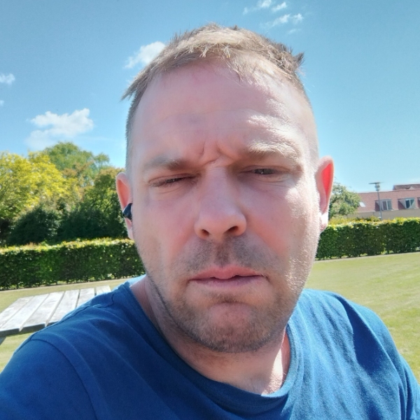 comment.user?.profileImg