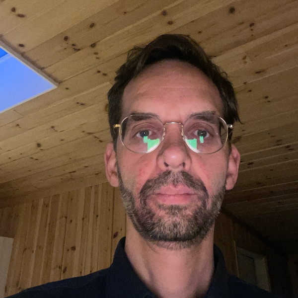 comment.user?.profileImg