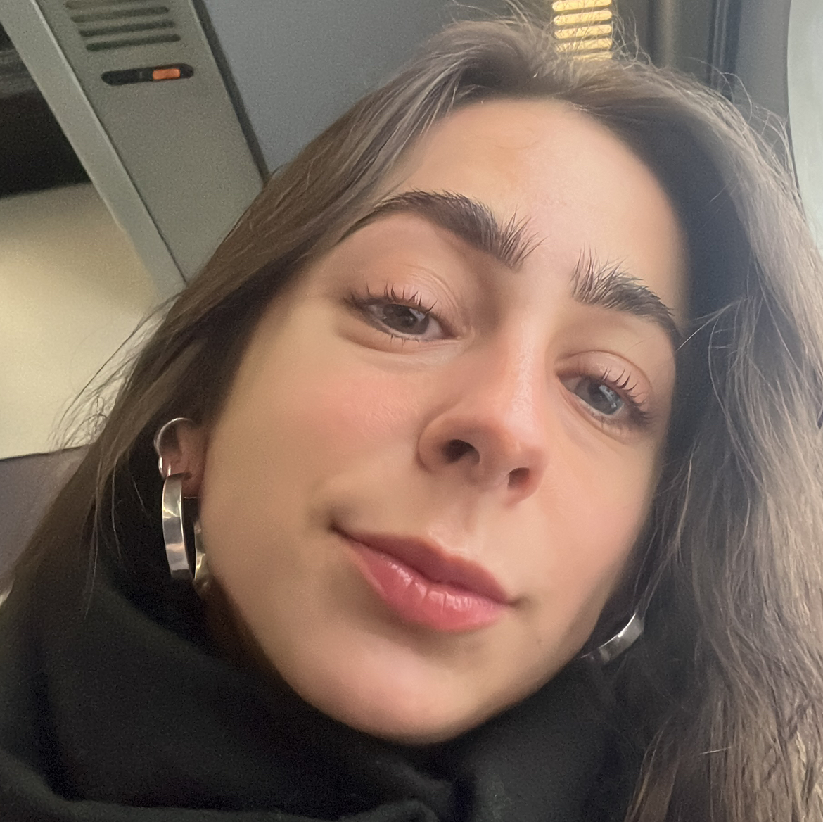 comment.user?.profileImg