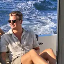 comment.user?.profileImg