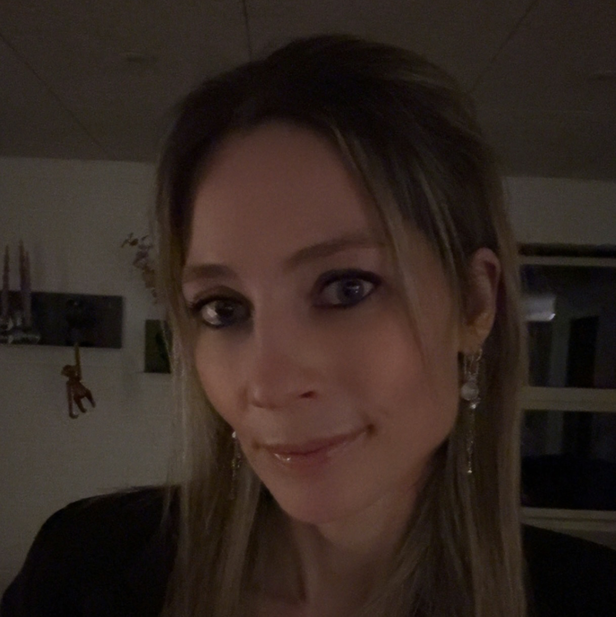 comment.user?.profileImg