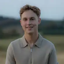 comment.user?.profileImg