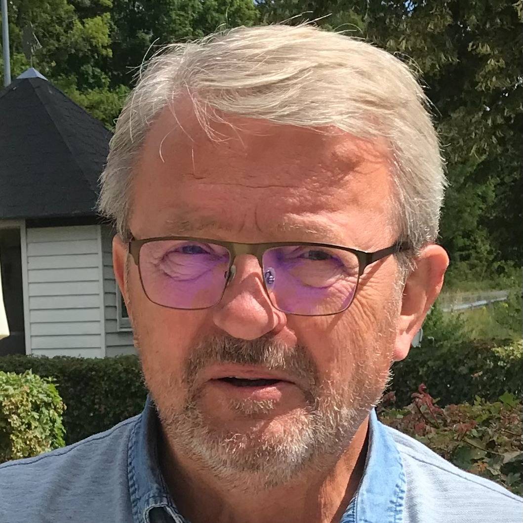 comment.user?.profileImg