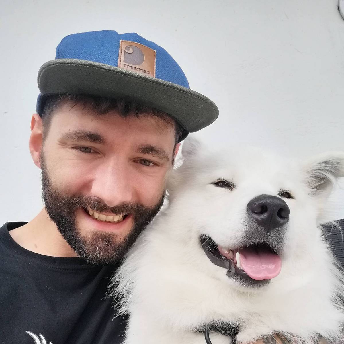 comment.user?.profileImg