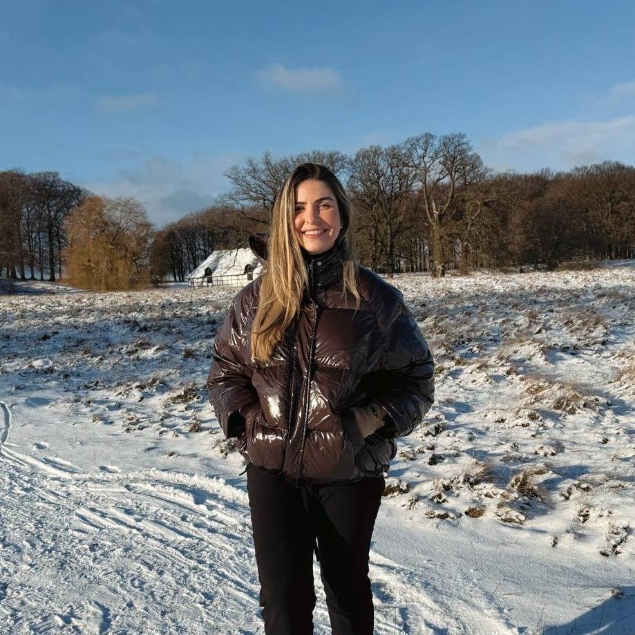 comment.user?.profileImg