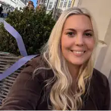 comment.user?.profileImg