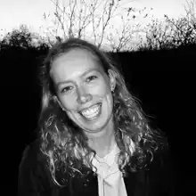 comment.user?.profileImg