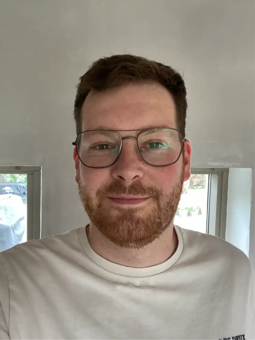 comment.user?.profileImg