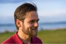 comment.user?.profileImg