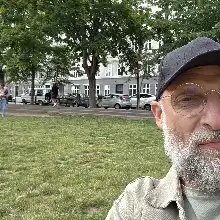 comment.user?.profileImg