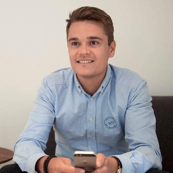 comment.user?.profileImg