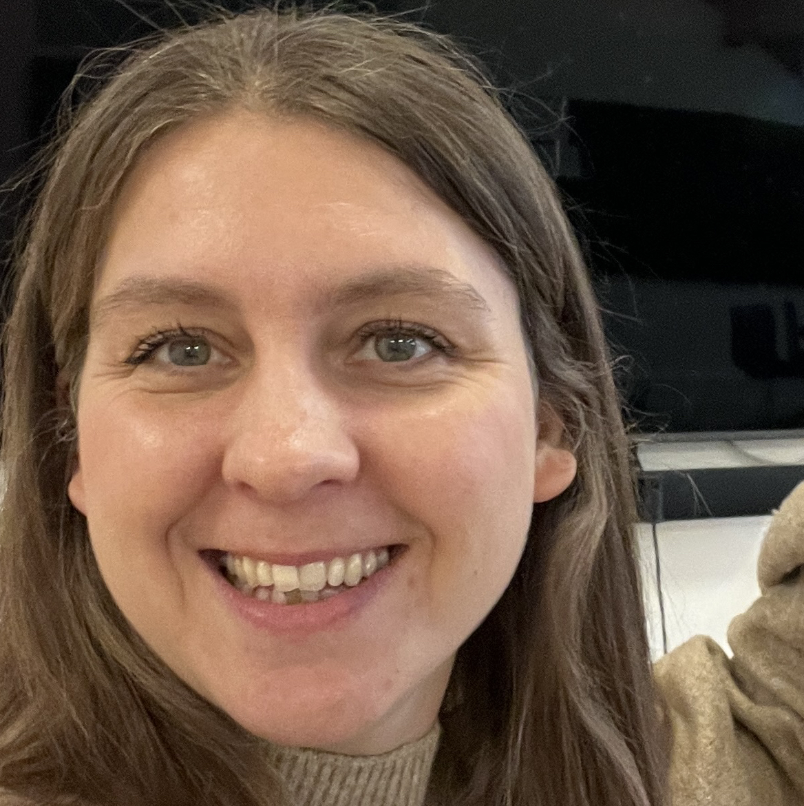 comment.user?.profileImg