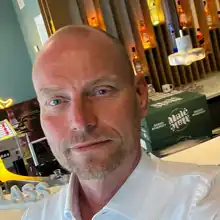 comment.user?.profileImg