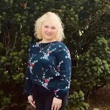 comment.user?.profileImg