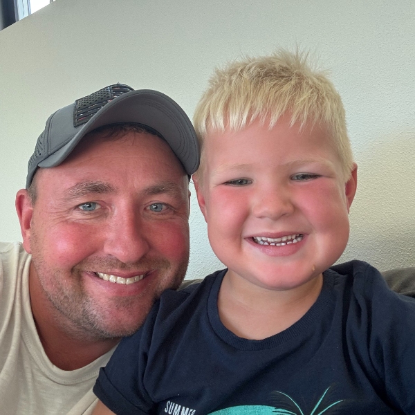 comment.user?.profileImg