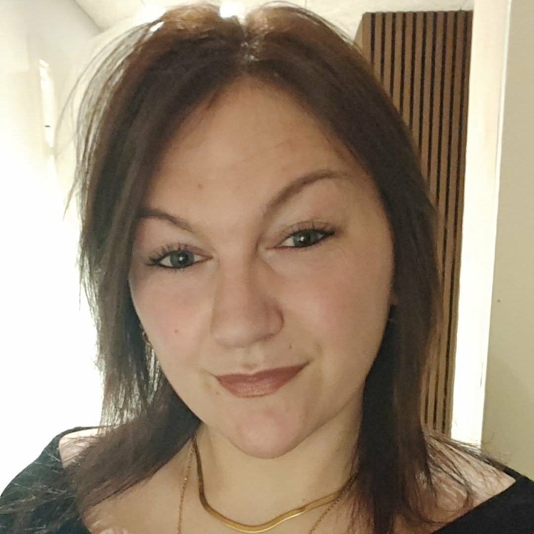 comment.user?.profileImg