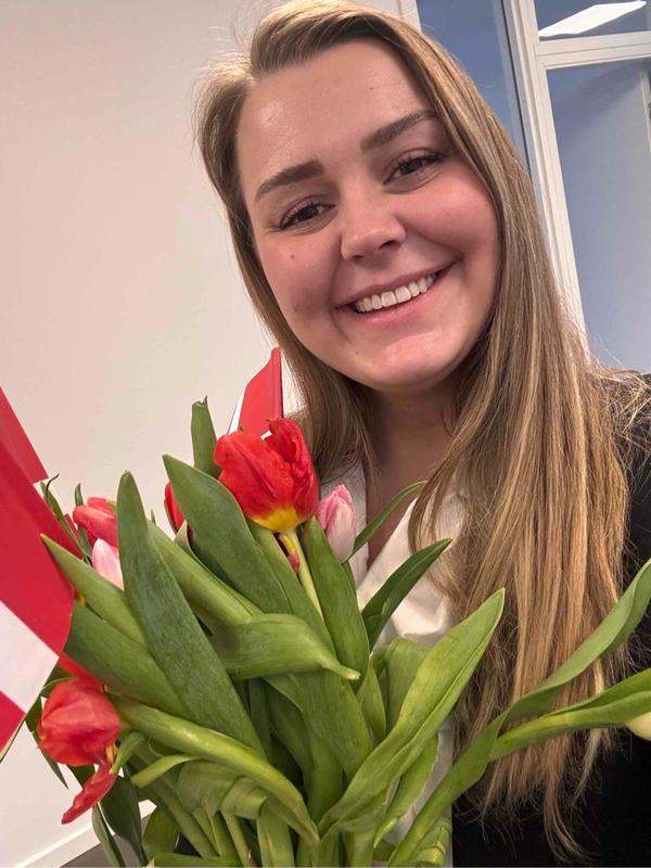 comment.user?.profileImg